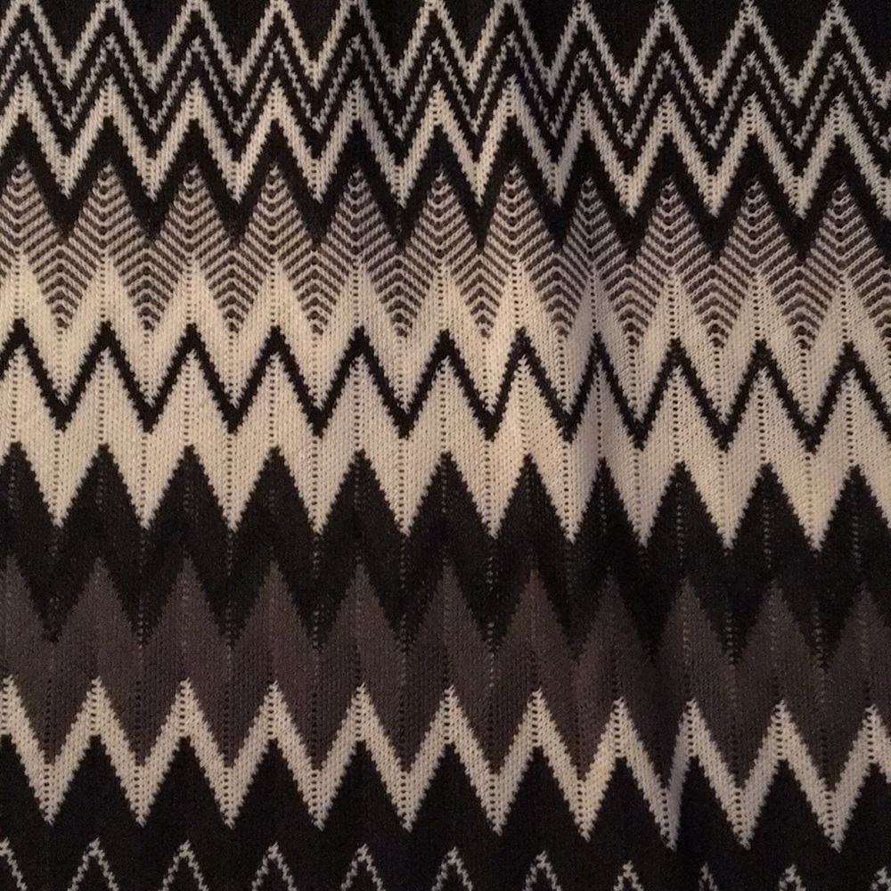 Patterned Poncho - Picture 3 of 3